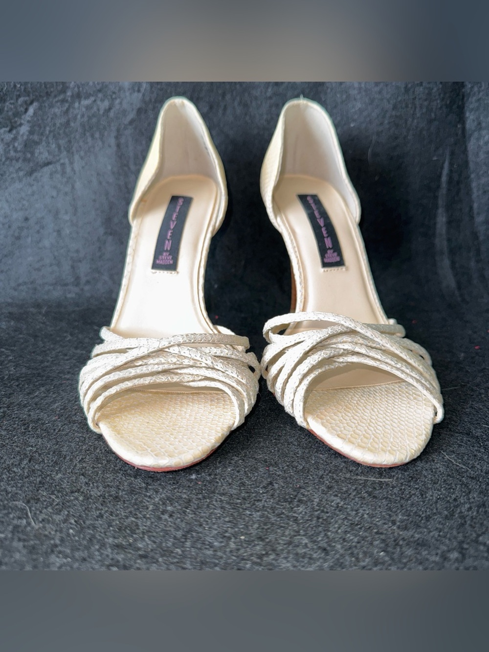 Steven by Steve Madden Sahana Cream Leather Strappy Heels size 7.5 Block heel - Picture 3 of 10